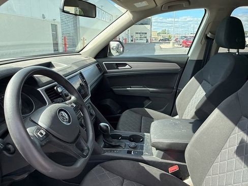 Used 2018 Volkswagen Atlas Launch Edition AWD/4WD image 18