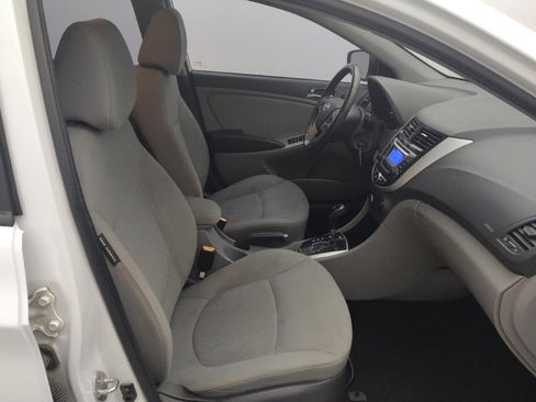 Used 2014 Hyundai Accent SE image 21