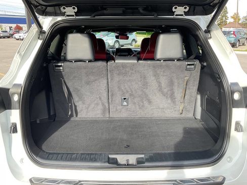 Used 2023 Toyota Highlander XSE image 38