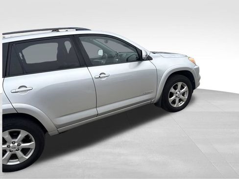 Used 2011 Toyota RAV4 Limited w/ Limited Extra Value Pkg AWD/4WD image 8
