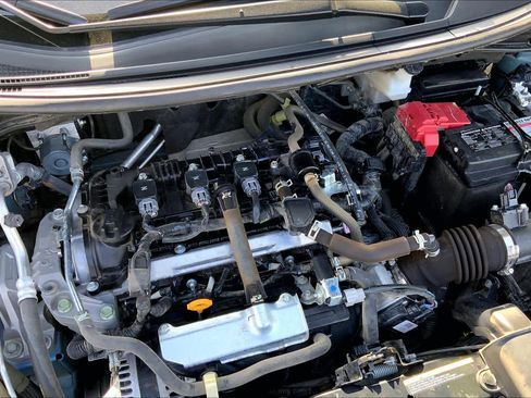 Used 2023 Nissan Versa S w/ Trunk Package image 30