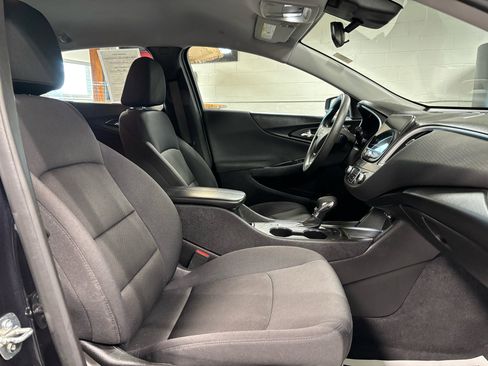 Used 2023 Chevrolet Malibu LT image 12