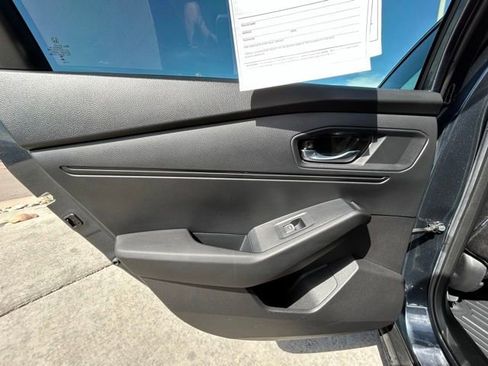 Used 2023 Honda Accord EX image 27