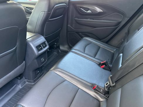 Used 2019 GMC Terrain SLT w/ Preferred Package FWD image 12