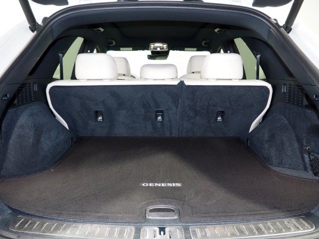Used 2025 Genesis Electrified GV70 AWD Advance image 52