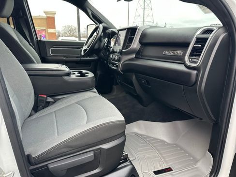 Used 2023 RAM 2500 Big Horn w/ Level 1 Equipment Group image 32