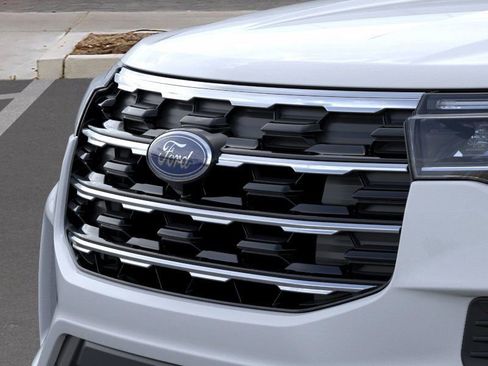 New 2026 Ford Explorer Active image 17