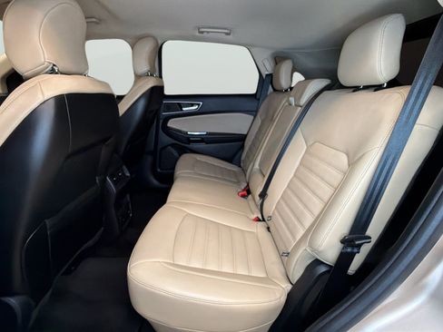 Used 2017 Ford Edge SEL w/ Equipment Group 201A FWD image 32