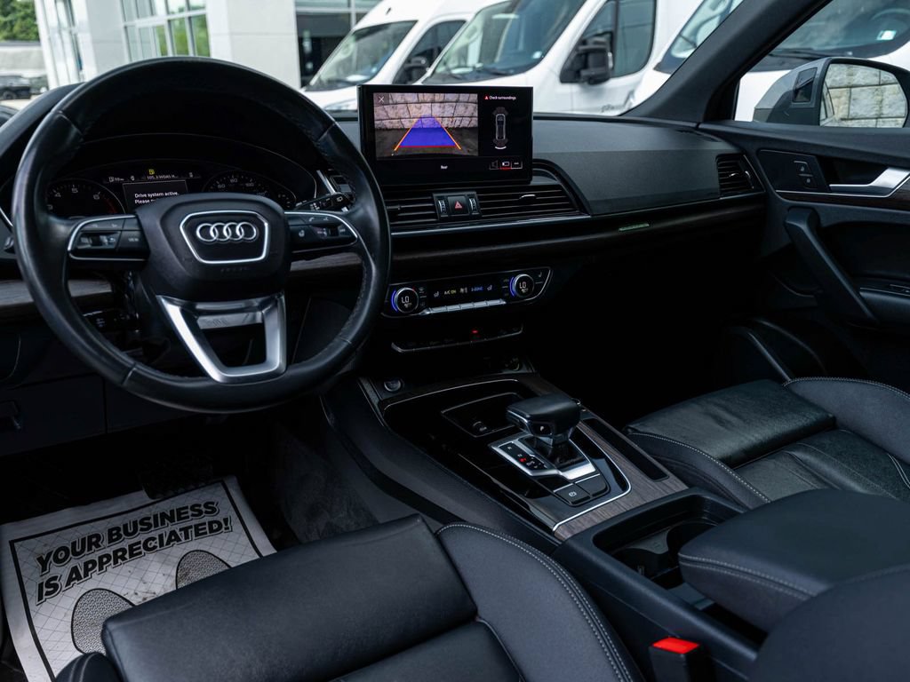 Used 2024 Audi Q5 2.0T Premium w/ Convenience Package AWD/4WD image 17