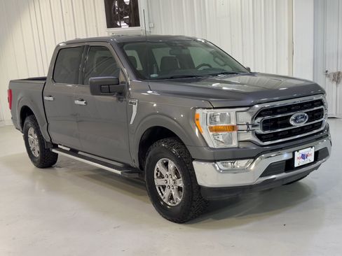 Used 2023 Ford F150 XLT w/ Equipment Group 301A Mid RWD image 3
