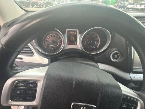 Used 2014 Dodge Journey SXT w/ Flexible Seating Group FWD image 15