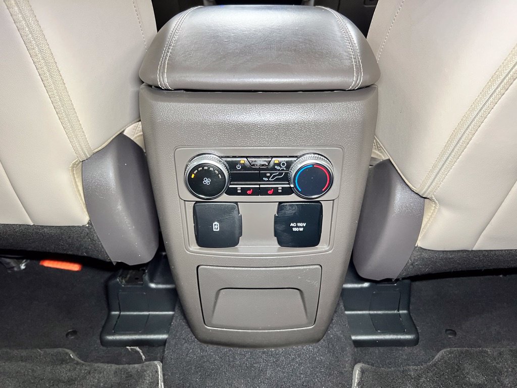 Used 2023 Ford Explorer Platinum w/ Technology Package AWD/4WD image 19