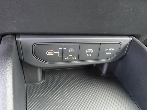 New 2025 Kia K4 LXS image 7