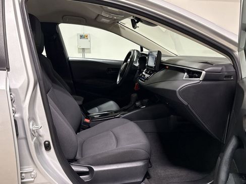 Used 2022 Toyota Corolla LE FWD image 21