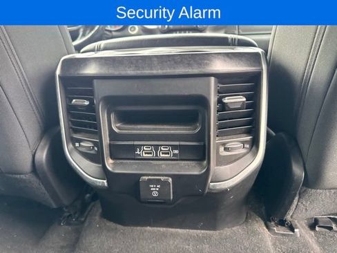 Used 2019 RAM 1500 Big Horn AWD/4WD image 15