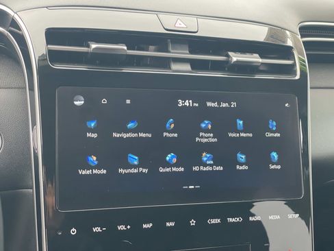 Certified 2023 Hyundai Tucson Limited image 12