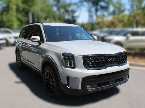 Certified 2025 Kia Telluride SX X-Line AWD/4WD image 18