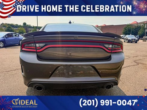 Used 2023 Dodge Charger R/T RWD image 4