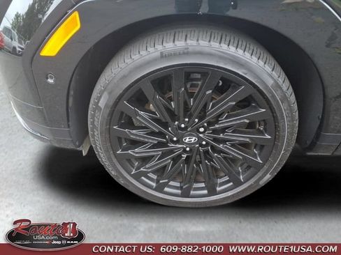 Used 2025 Hyundai Santa Fe Calligraphy AWD/4WD image 17