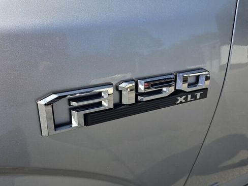 Used 2016 Ford F150 XLT w/ Equipment Group 301A Mid RWD image 18