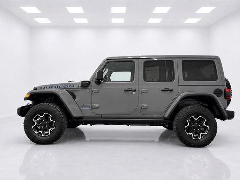 Used 2023 Jeep Wrangler Unlimited Rubicon 4xe w/ Cold Weather Group AWD/4WD image 5