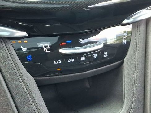 Used 2020 Cadillac XT6 Sport w/ Platinum Package AWD/4WD image 16