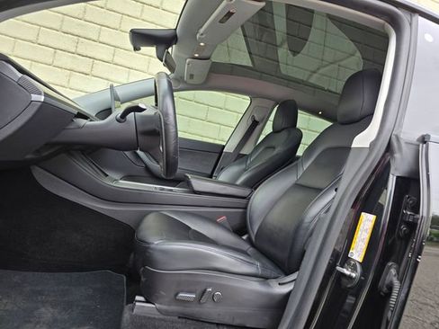 Used 2021 Tesla Model Y Long Range AWD/4WD image 18