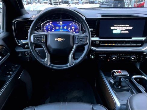 Certified 2024 Chevrolet Silverado 1500 High Country w/ High Country Premium Package image 17