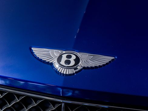 Used 2022 Bentley Bentayga Speed image 25