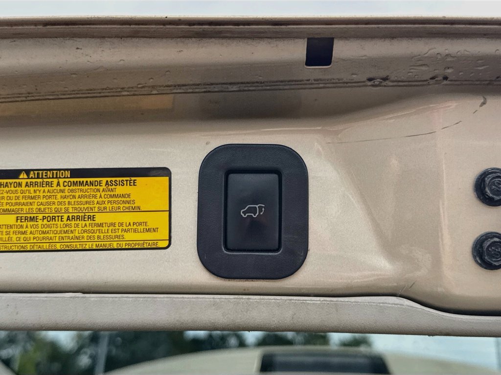 Used 2013 Toyota Sienna XLE FWD image 34