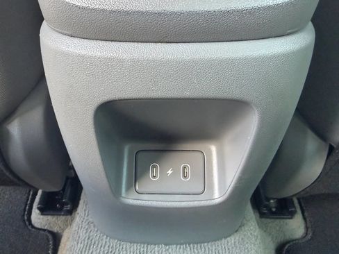 Used 2024 Hyundai Elantra SEL FWD image 24