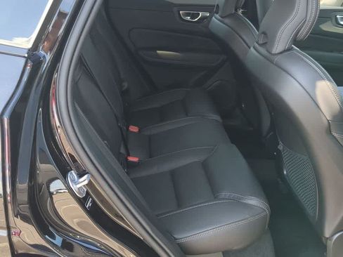 Certified 2025 Volvo XC60 B5 Ultra w/ Protection Package Premier AWD/4WD image 19
