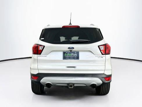 Used 2019 Ford Escape Titanium w/ U9j03 - Titanium Tow Package AWD/4WD image 7