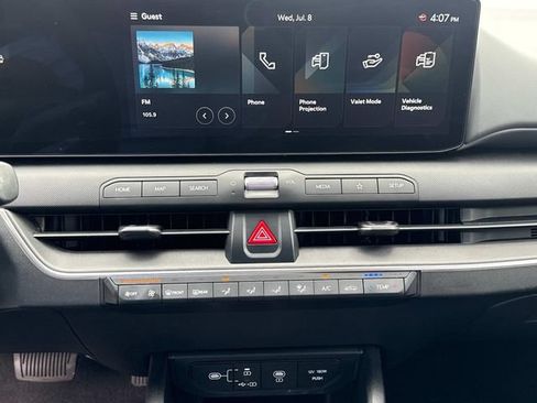 Used 2025 Kia K4 FWD image 30