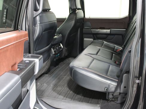 Used 2023 Ford F150 Lariat AWD/4WD image 31
