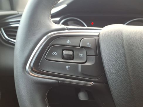 Certified 2023 Buick Encore GX Select image 18