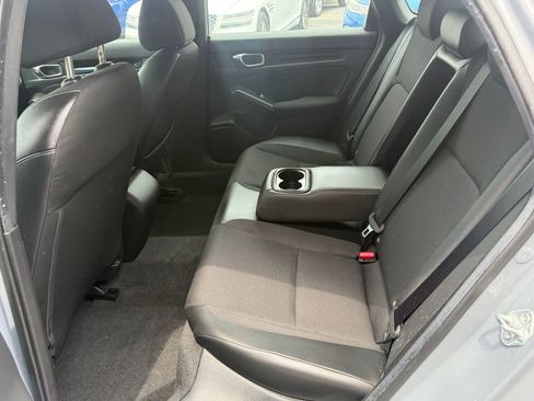 Used 2025 Honda Civic Sport image 16