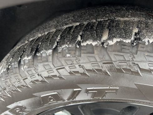 Certified 2025 Nissan Armada PRO-4X w/ Pro-4X Premium Package image 44