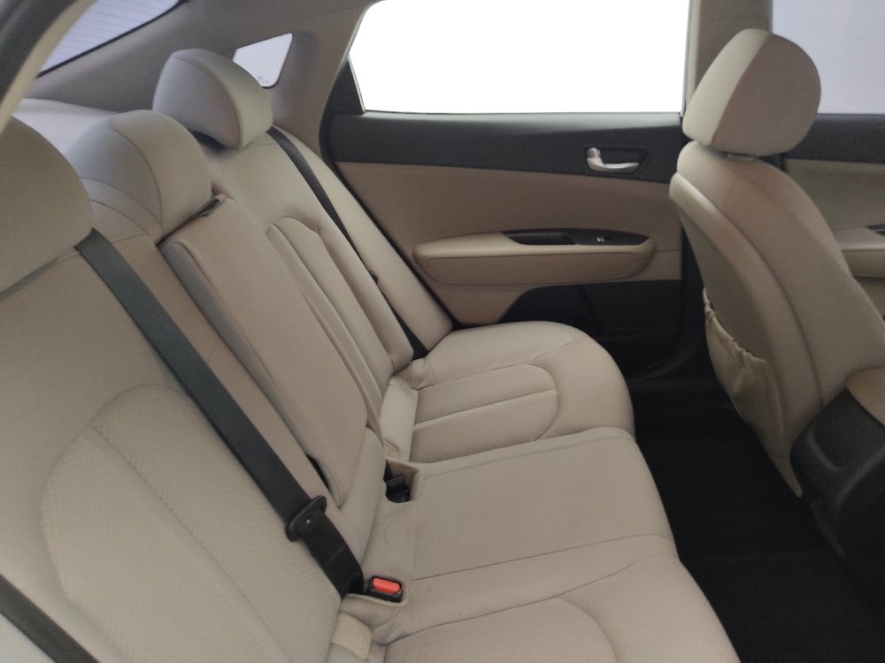 Used 2018 Kia Optima LX FWD image 19