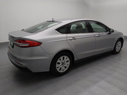 Used 2020 Ford Fusion S image 10