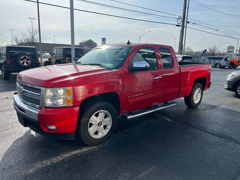 Used 2010 Chevrolet Silverado 1500 LT image 2