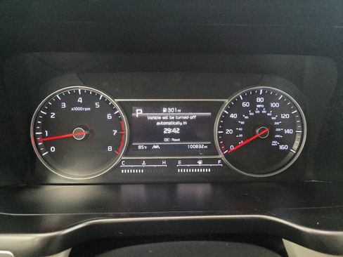 Used 2022 Kia Sorento S FWD image 23