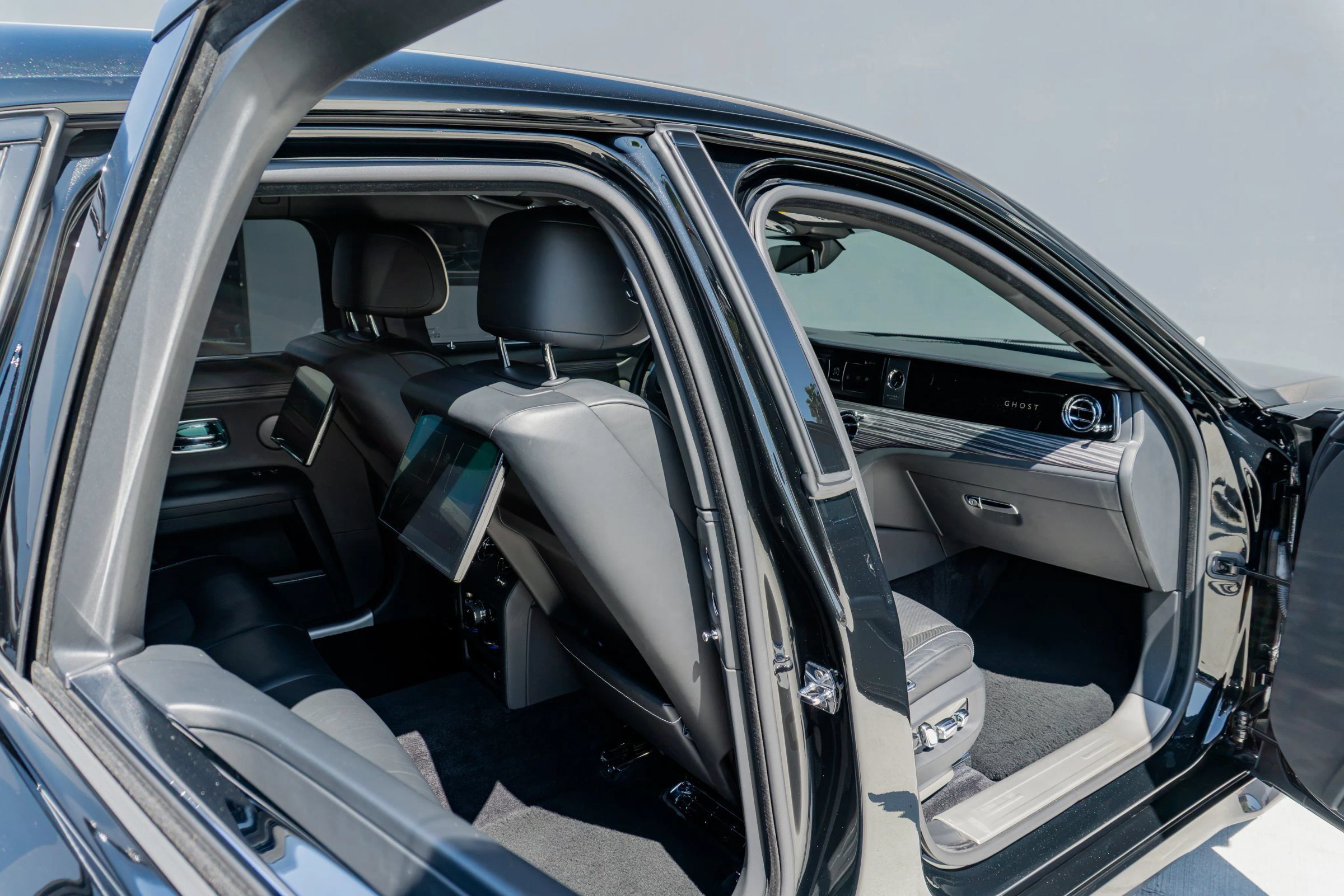 Used 2021 Rolls-Royce Ghost AWD/4WD image 68