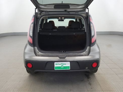 Used 2019 Kia Soul + image 29