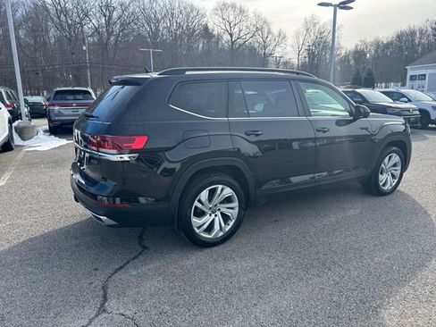 Certified 2022 Volkswagen Atlas SE image 9