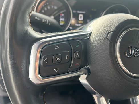 Used 2022 Jeep Wrangler Unlimited Sahara image 17