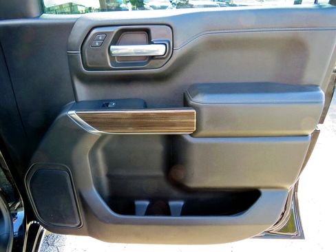 Used 2021 Chevrolet Silverado 1500 RST w/ Bed Protection Package image 34