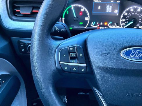 Used 2022 Ford Maverick XLT FWD image 23