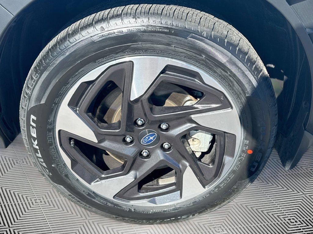 Certified 2026 Subaru Crosstrek 2.5i Limited w/ Crosstrek Mirror Package AWD/4WD image 28