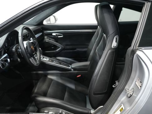 Used 2019 Porsche 911 Carrera 4S image 29